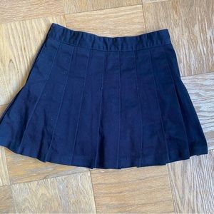 Brandy Melville Dana skirt